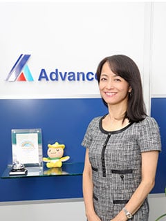 代表社員（共同代表）・特定社会保険労務士　長沢　有紀